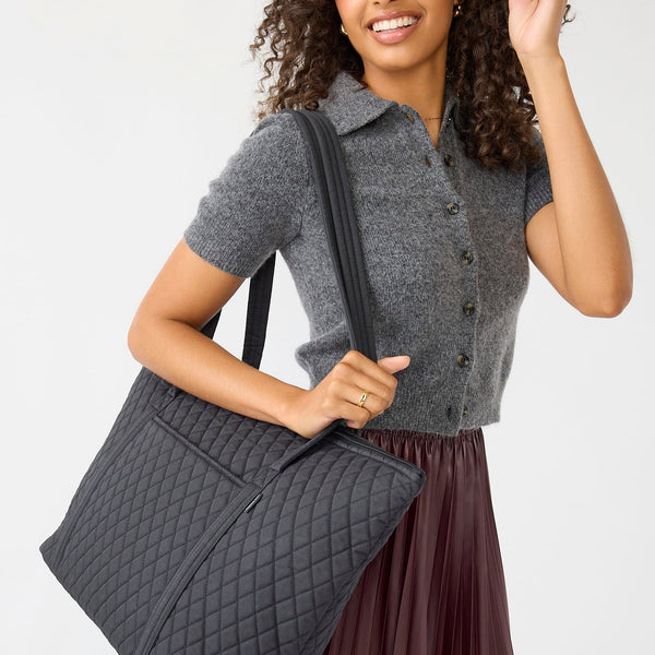 The Best Travel Bags for Moms on the Go