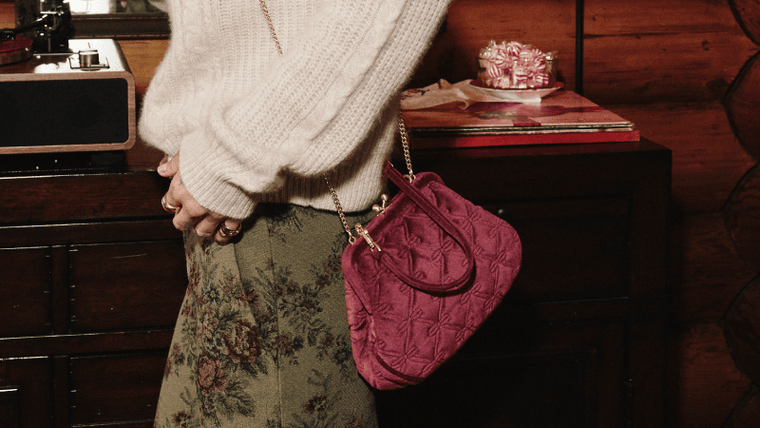 Small Bags & Purses