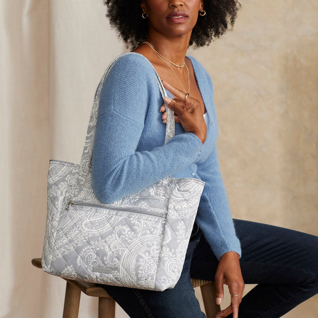 Vera bradley best sale tote bags