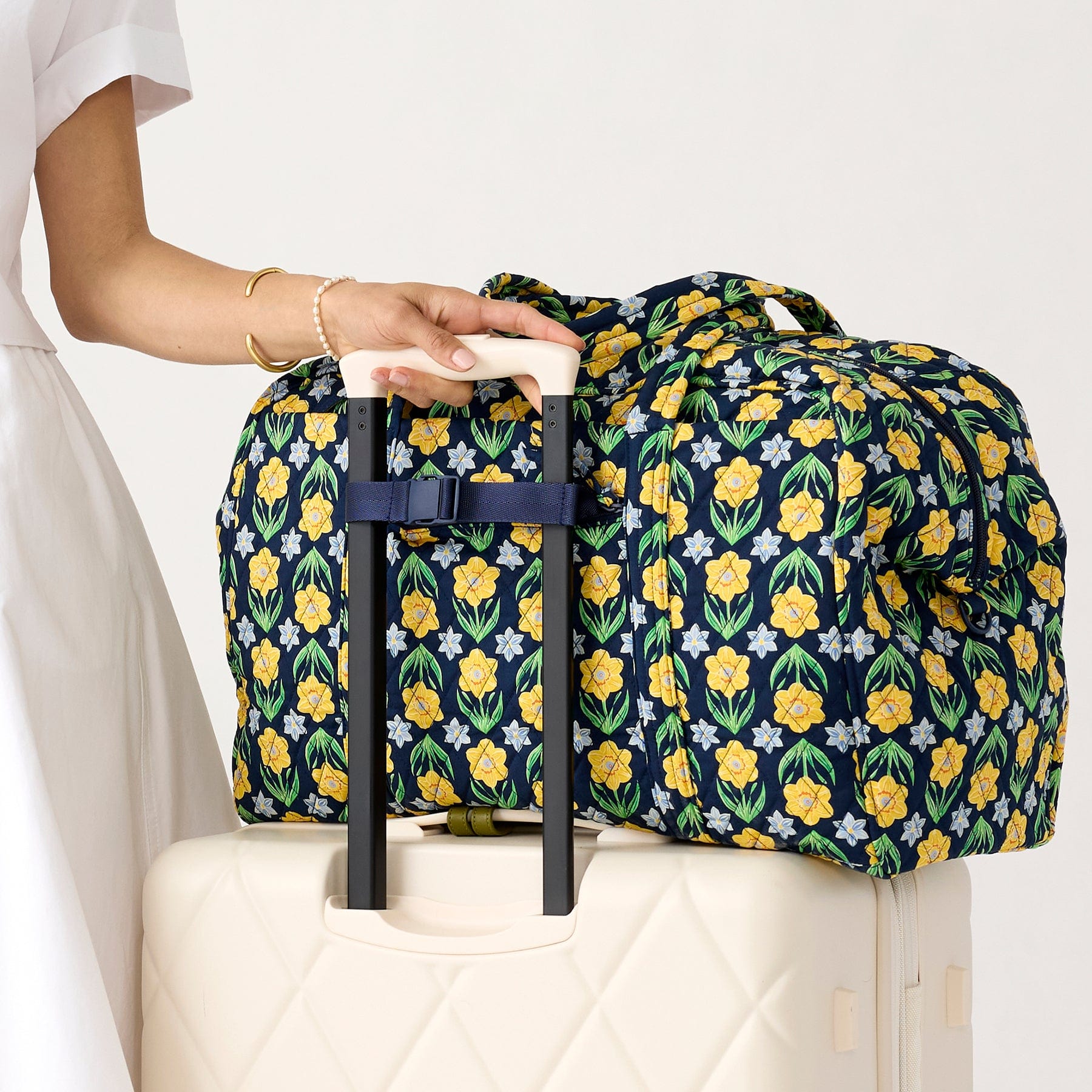 Large Miramar Weekender - Cotton | Vera Bradley