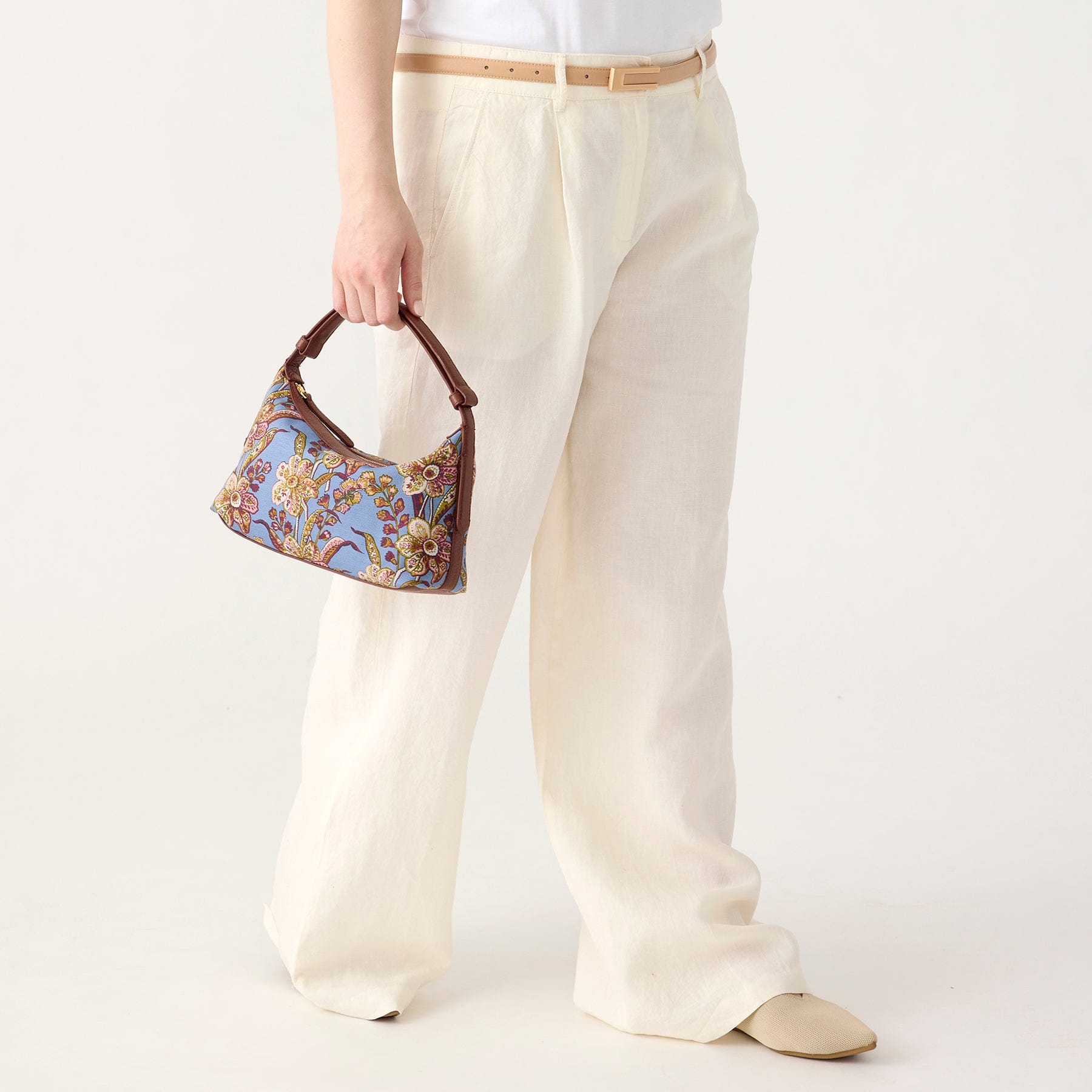 Roxbury Crescent Shoulder Bag - Oxford Canvas | Vera Bradley