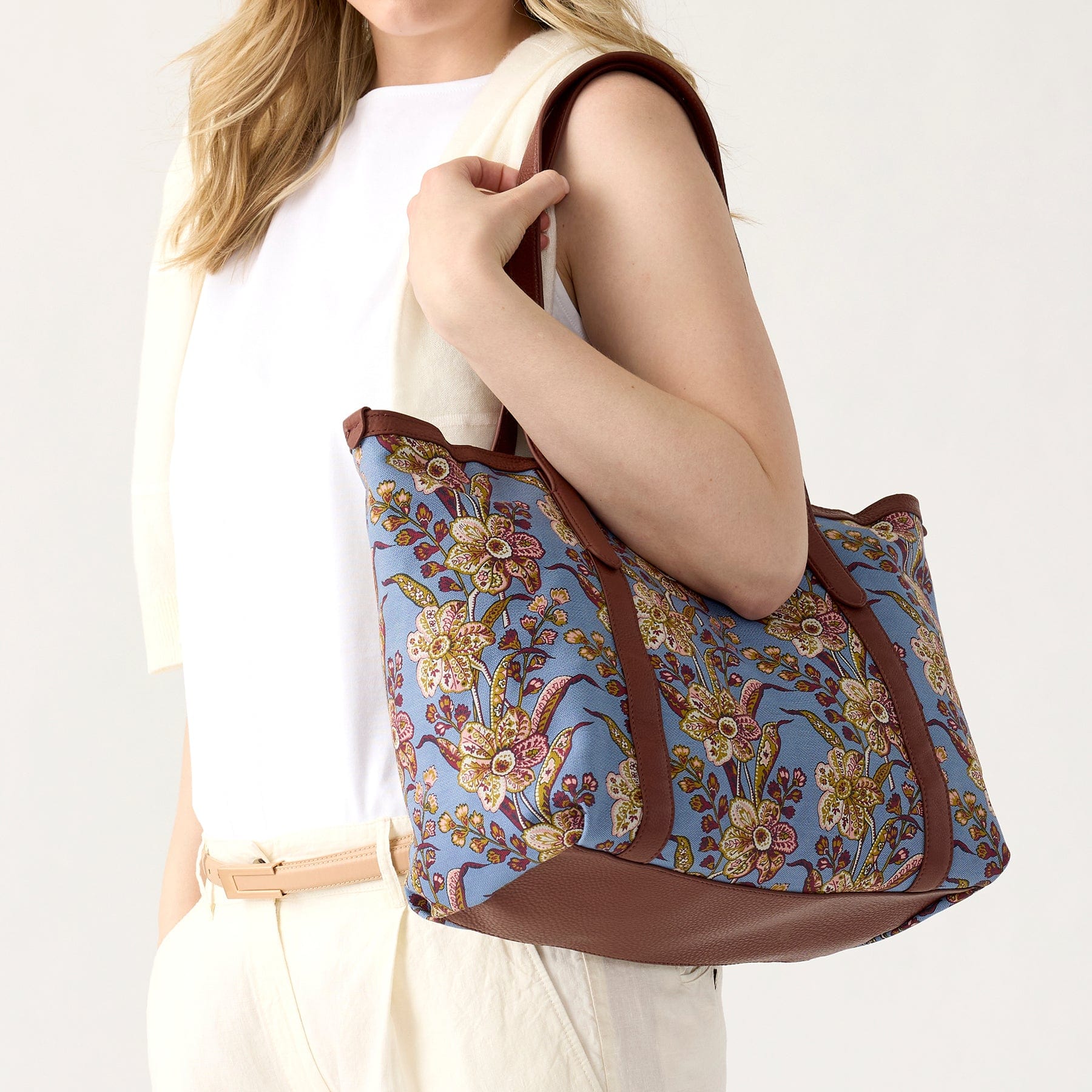 Hathaway Tote Bag - Oxford Canvas | Vera Bradley
