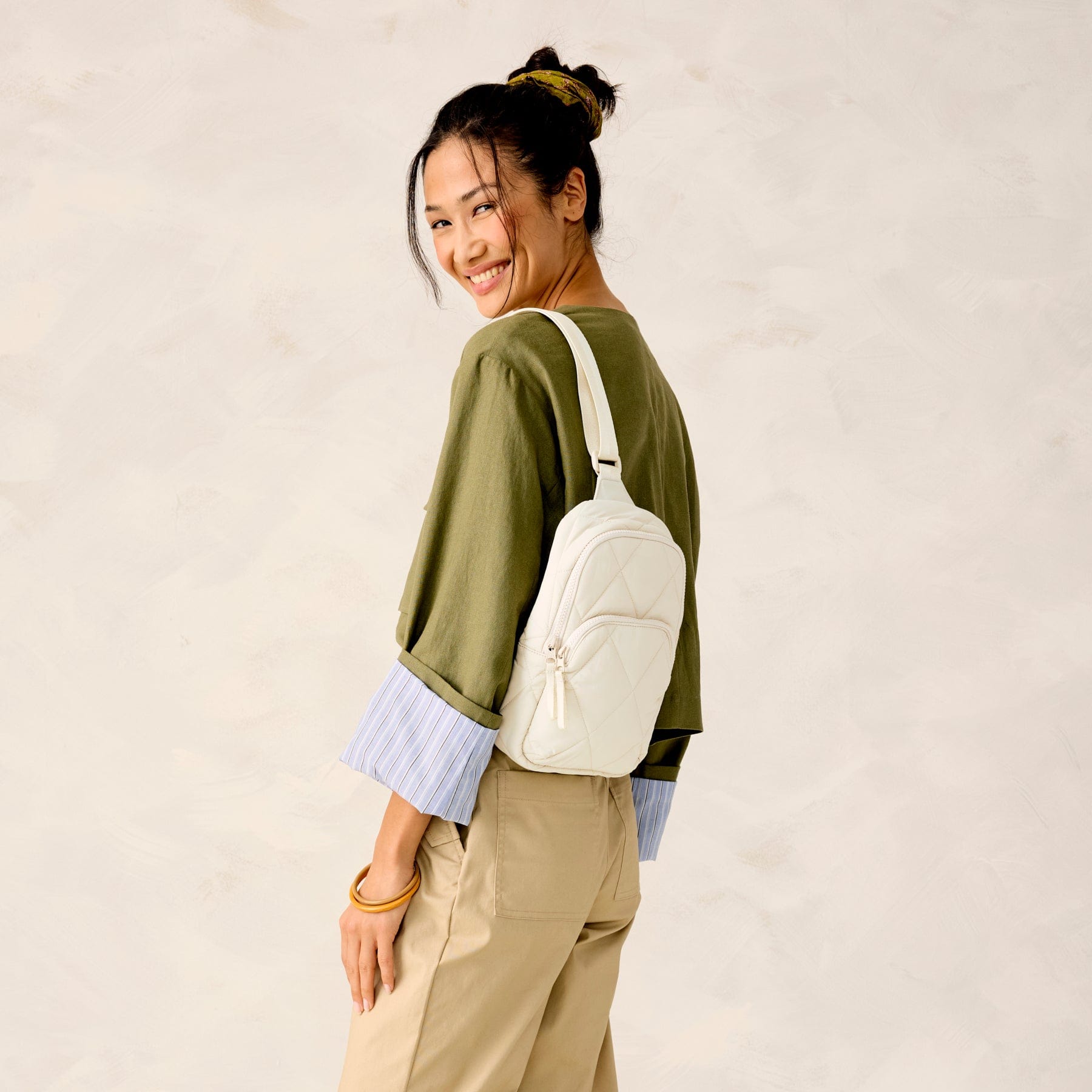 Lorman Sling Backpack - Featherweight | Vera Bradley