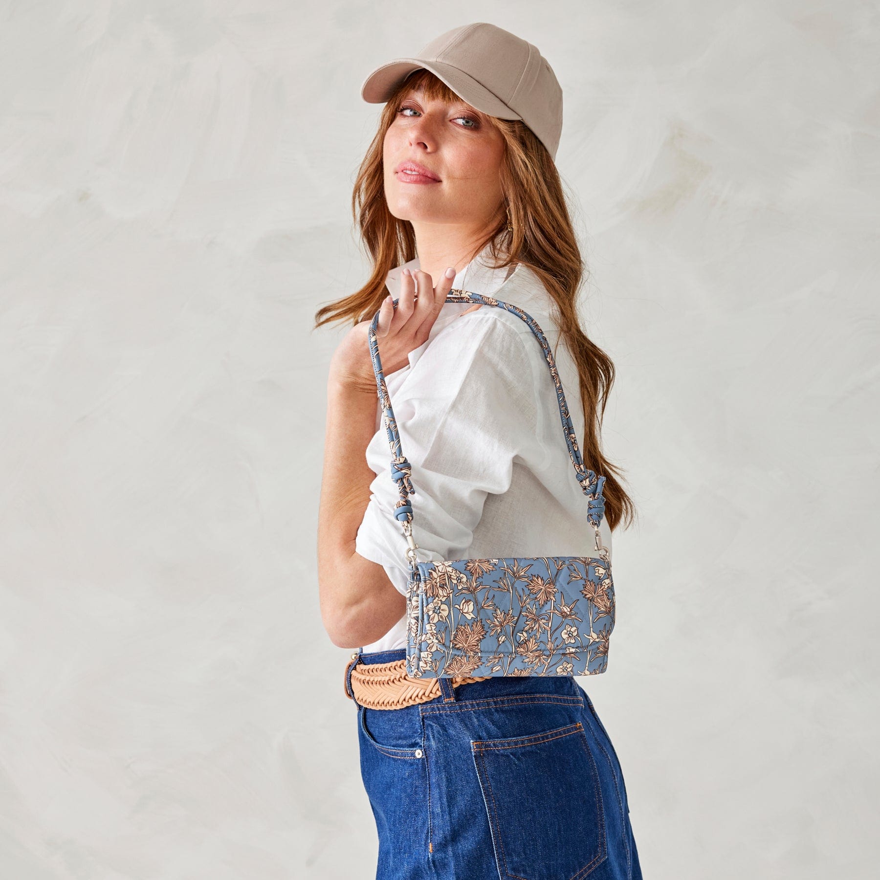 Wildwood Wallet Crossbody - Performance Twill | Vera Bradley