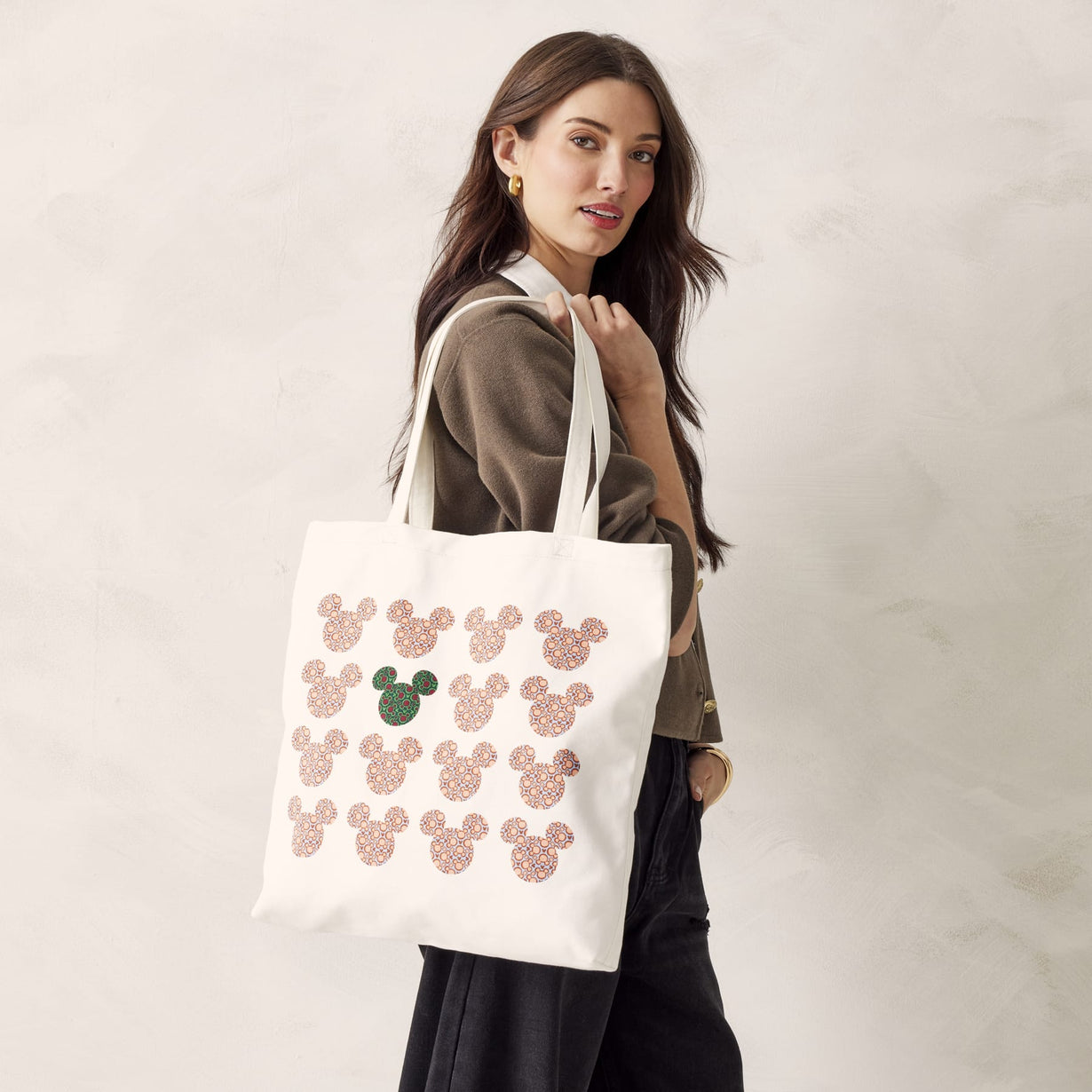 【Vera Bradlrey】ディズニー ウッドラーク トート Disney Woodlark Tote - Cotton | Vera Bradley