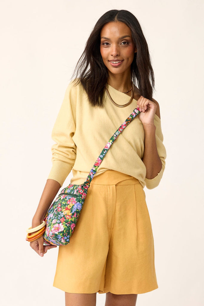 【美品】MOUNTAINRESEARCH 3204 Hippie’sPoncho Disney Original Zip Hipster | Vera Bradley