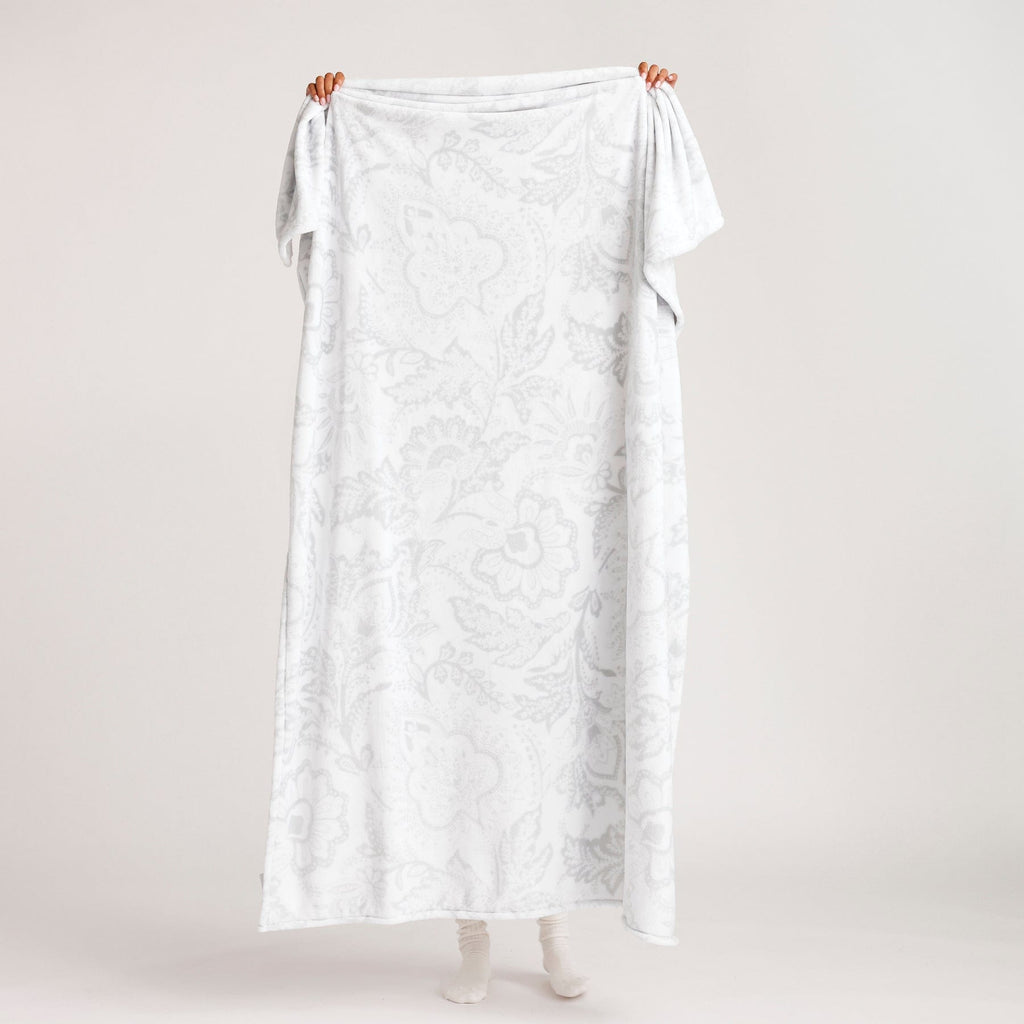 Plush Throw Blanket Java Lace Vera Bradley