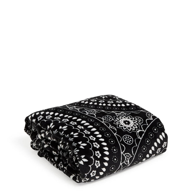 Plush Throw Blanket - Black Bandana Medallion | Vera Bradley