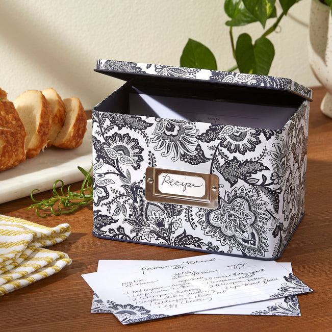 Tin 2024 recipe box