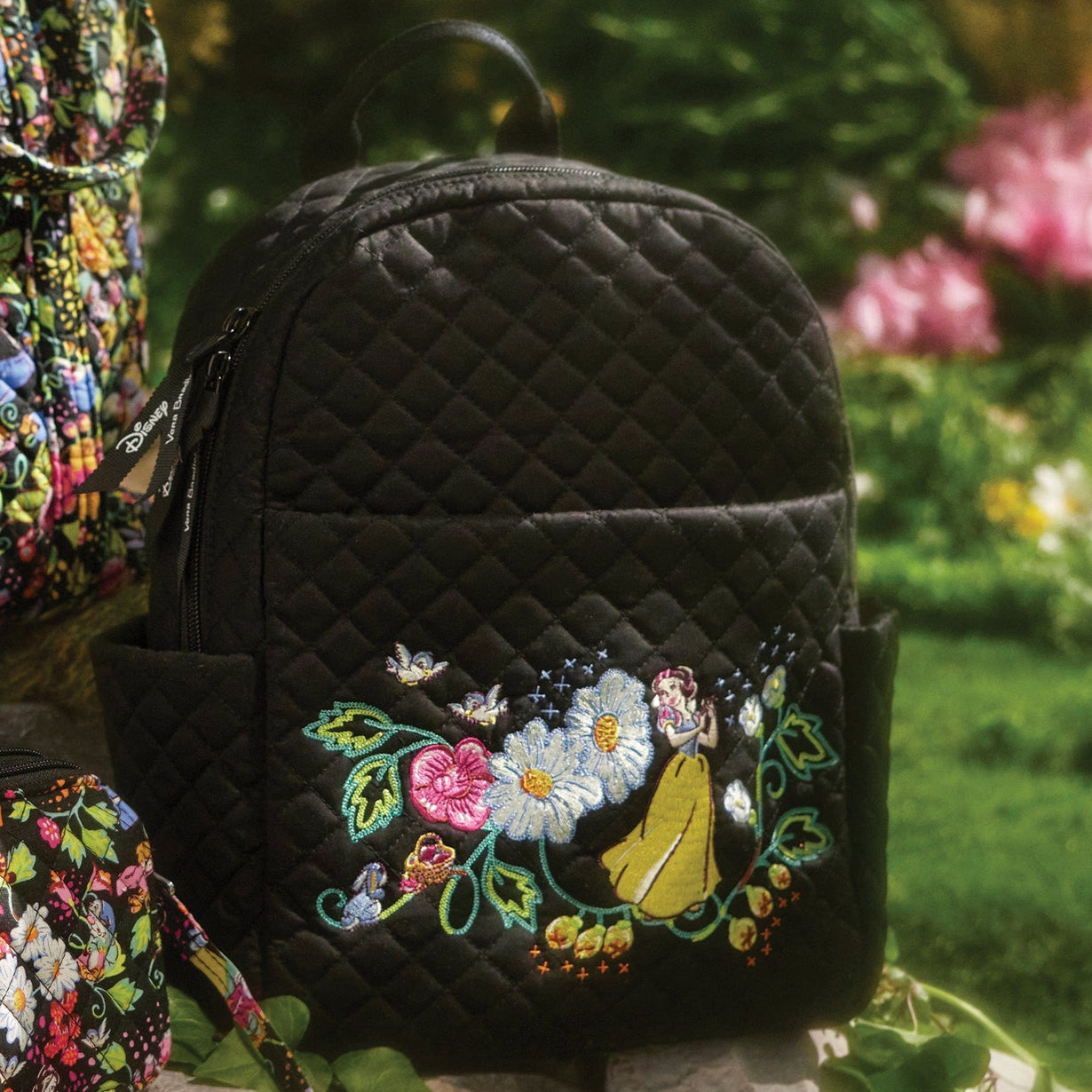 Vera Bradley : Small Backpack in Disney Snow White